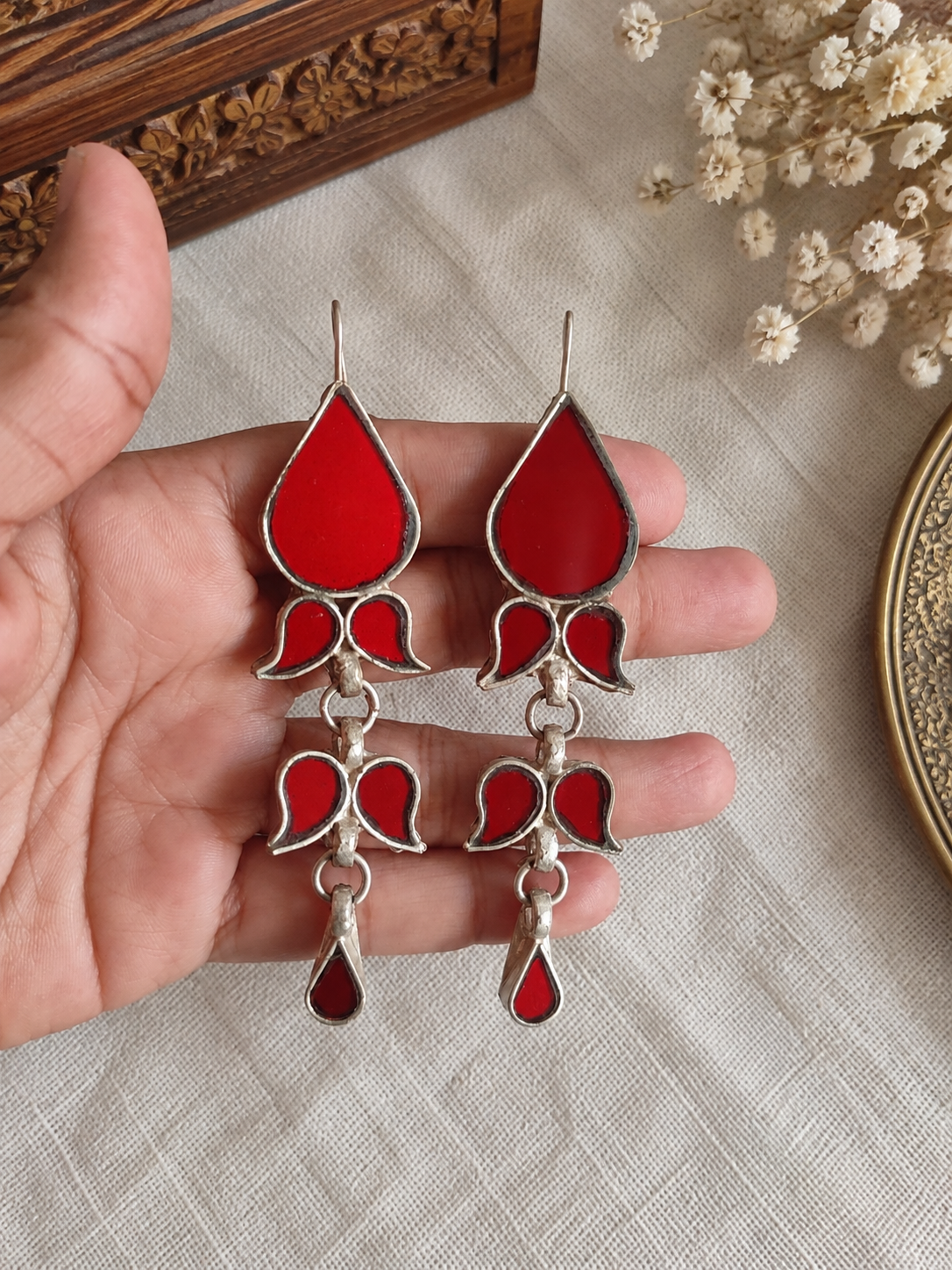 Sukhi Glass Earrings