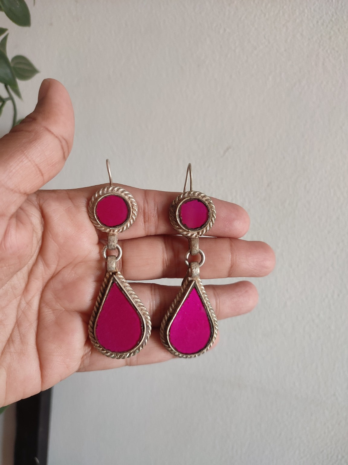 Gumasha Raani pink colour glass earrings