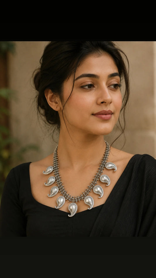 Gumasha brass necklace