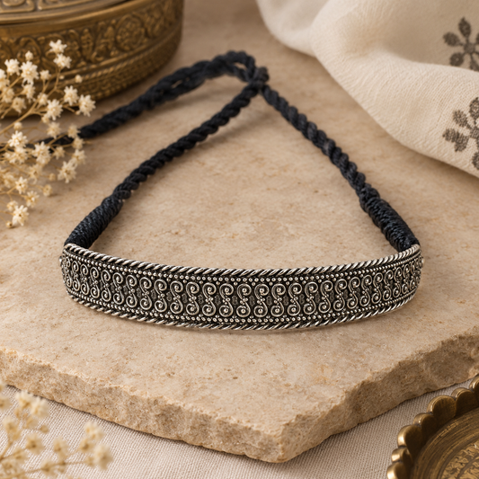 Brishti brass choker
