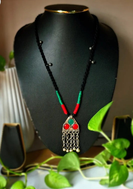 Gushaini afghani lightweight pendant necklace